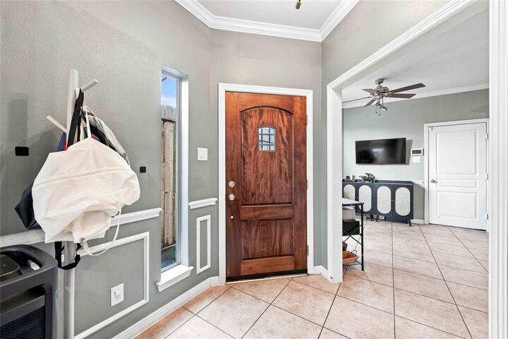 Property Photo: 1325 Dorothy Street TX 77008