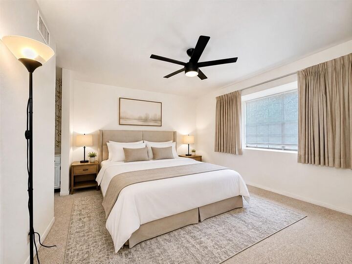 Property Photo: 11002 Hammerly Boulevard 88 TX 77043