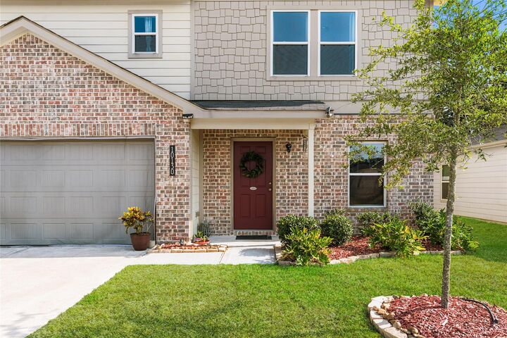 Property Photo: 10130 Cerritos Drive TX 77306