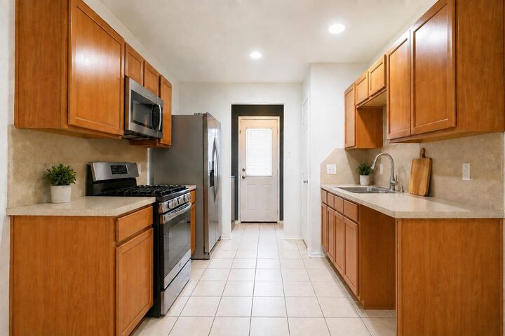 Property Photo:  6031 Lark Haven Lane  TX 77085 