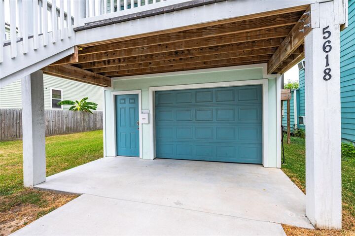 Property Photo:  5618 Avenue M  TX 77551 