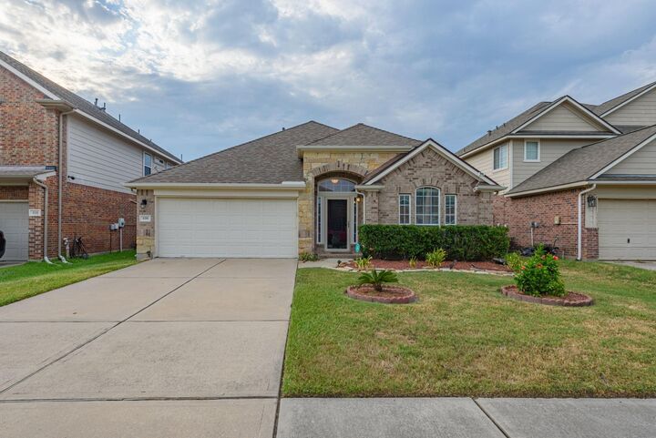 Property Photo: 8306 Calico Canyon Drive TX 77375