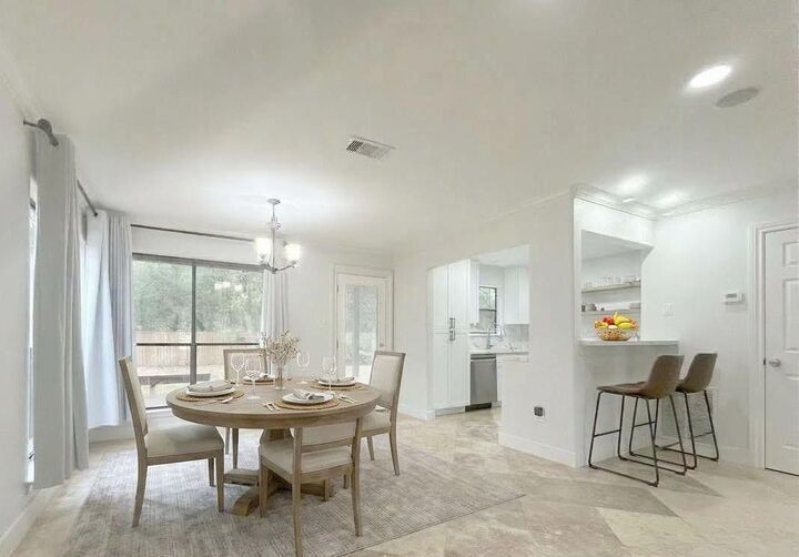 Property Photo:  102 E Mistybreeze Circle  TX 77381 