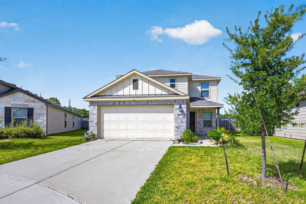 Property Photo: 14307 Galiant Run Lane TX 77068