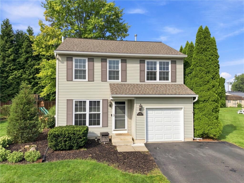 Property Photo:  329 Pike Street  PA 18045 