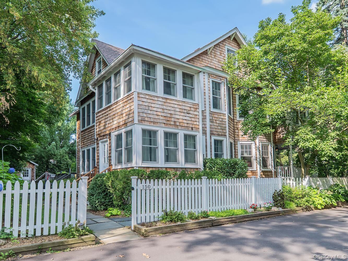 Property Photo: 150 Franklin Avenue NY 11579