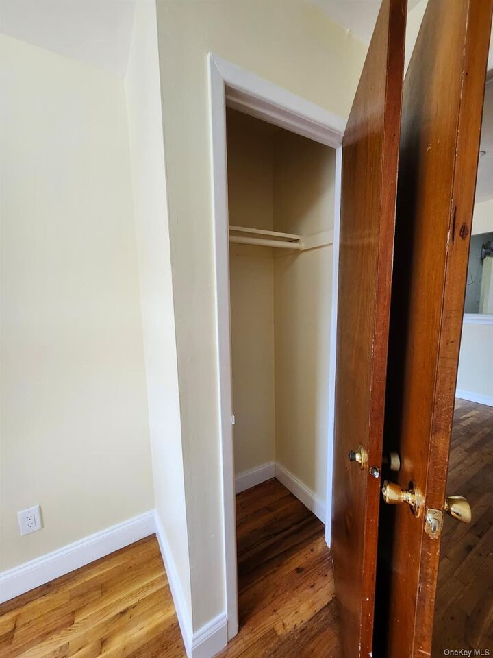 Property Photo: 165-19 Chapin Pkwy 3 NY 11432