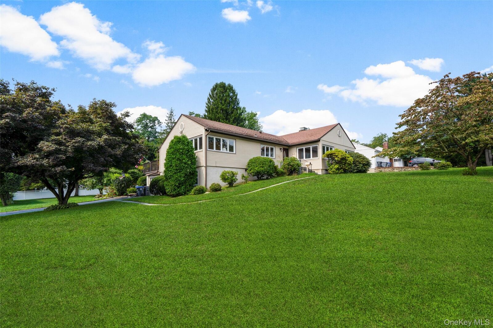 Property Photo:  410 S Chelsea Road  NY 10603 
