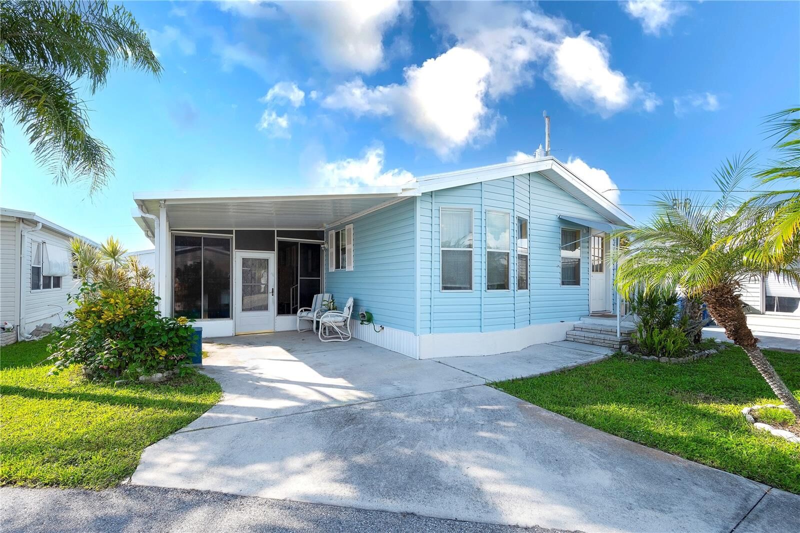 Property Photo: 2062 Champion Street FL 34231