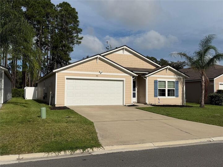 Property Photo: 703 Grand Reserve Drive FL 32110