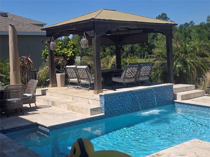Property Photo: 16457 Woodside Glen FL 34219