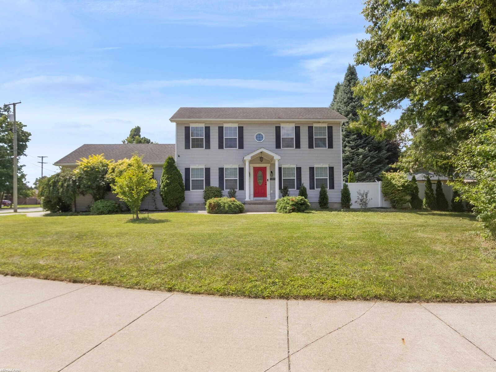 Property Photo: 53053 Washington Street MI 48047