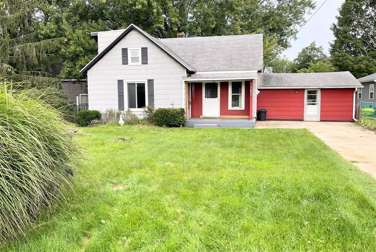 Property Photo:  2632 Lincoln Avenue  MI 49085-3305 