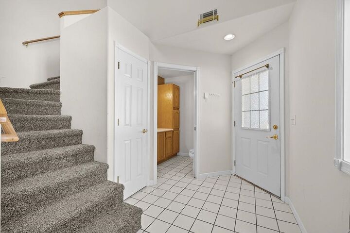Property Photo: 1110 SW 34th Ave SW ND 58701