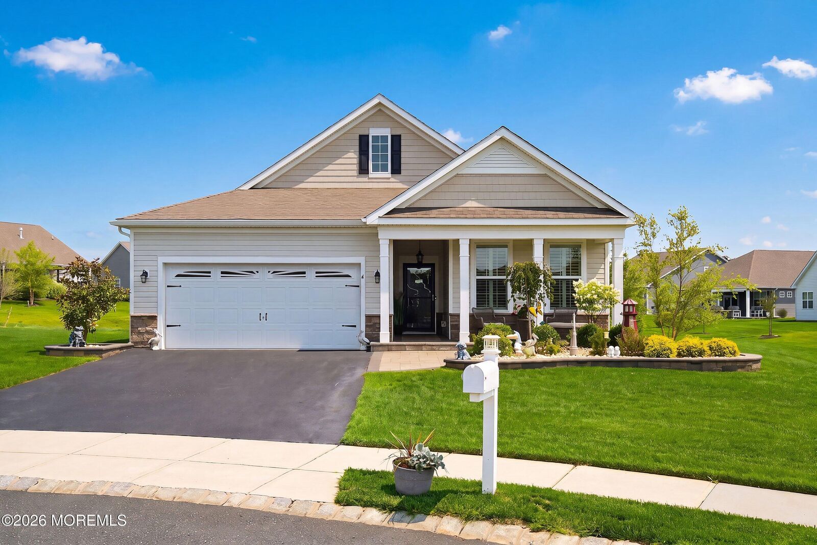 Property Photo:  4 Otter Circle  NJ 08005 