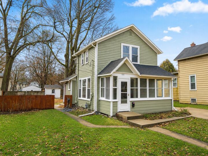 Property Photo:  1115 Merrill Street  MI 49008 