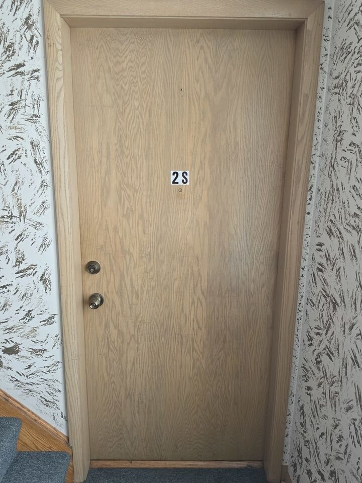Property Photo: 965 Cora Street S 2S IL 60016