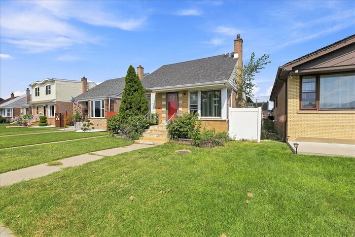 Property Photo: 3816 W 84th Place IL 60652
