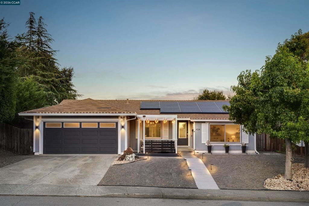 Property Photo:  434 San Carlos Way  CA 94945 