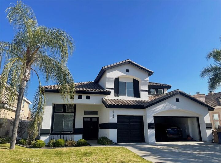 Property Photo: 8744 Medford CA 92508