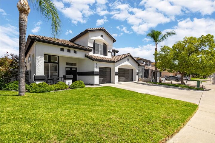Property Photo: 8744 Medford CA 92508