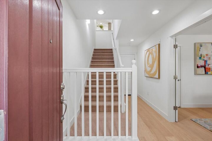 Property Photo:  410 Gene Court  CA 94306 