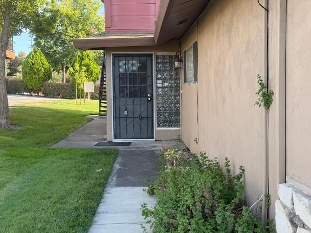 Property Photo: 5642 Madison Avenue 2 CA 95841