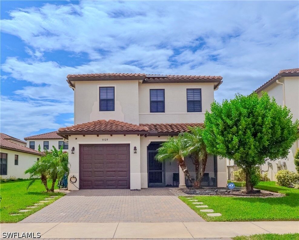 Property Photo:  5529 Aquila Avenue  FL 34142 