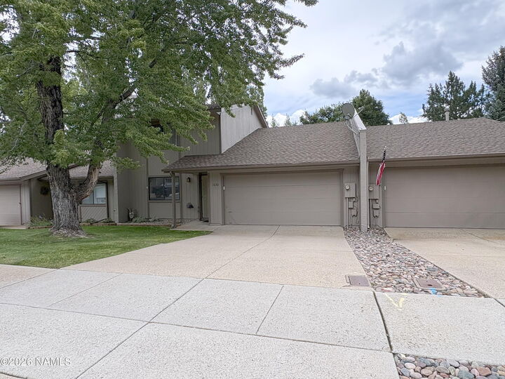 Property Photo:  1650 N Lakeview Lane  AZ 86004 