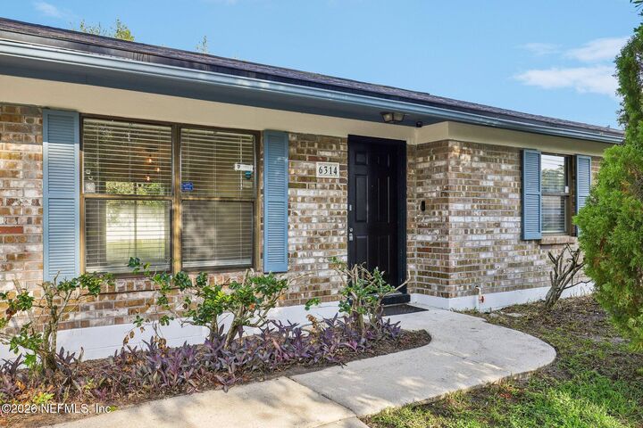 Property Photo:  6314 Ortega Farms Boulevard  FL 32244 