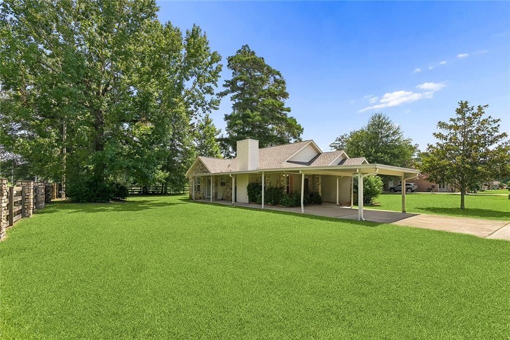 Property Photo:  53516 Rock Ridge Drive  LA 70446 