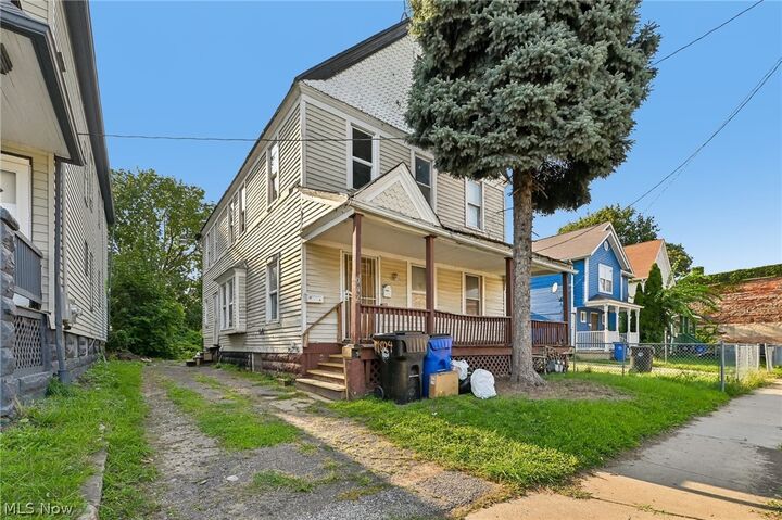 Property Photo:  942 E 79th Street  OH 44103 