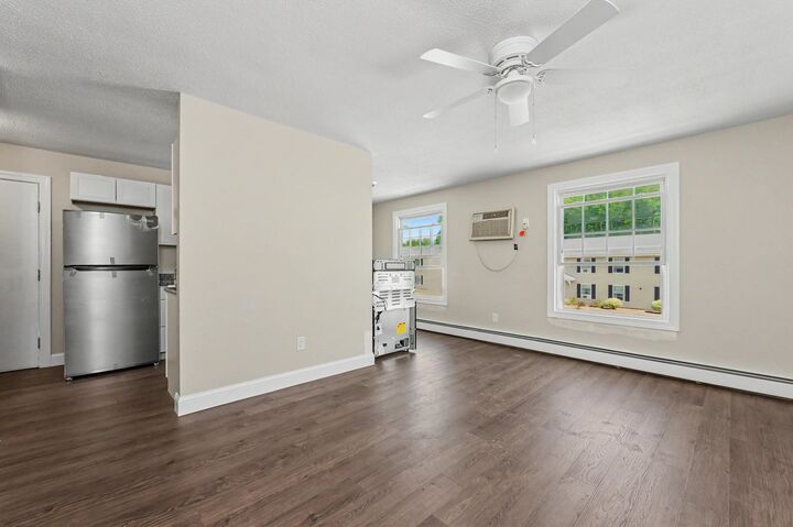 Property Photo:  89 Winnacunnet Road  NH 03842 