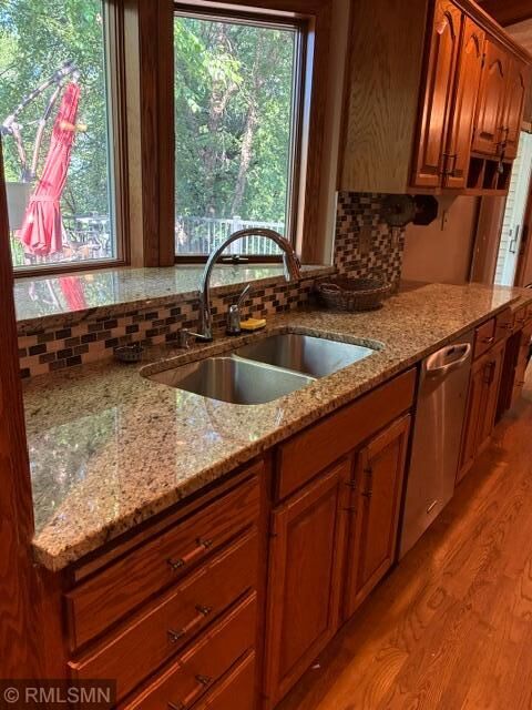 Property Photo:  900 Ferndale Street S  MN 55119 