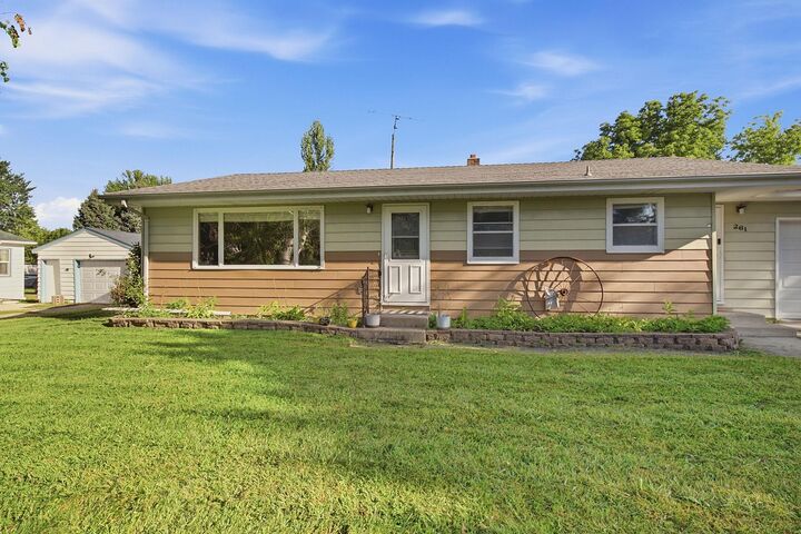 Property Photo: 261 Dupont Avenue NE MN 55342