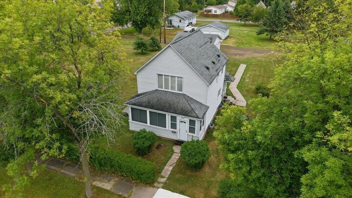 Property Photo: 324 98th Avenue W MN 55808