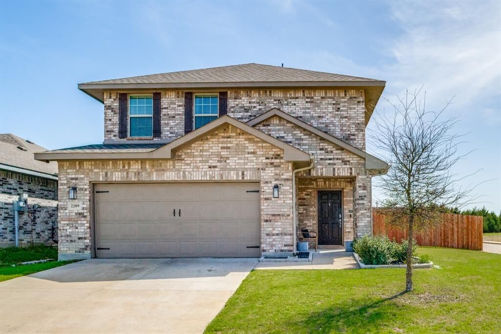 Property Photo:  2209 Hanover Street  TX 75442 
