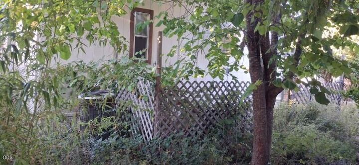 Property Photo:  222 Ollis Road  OR 97523 