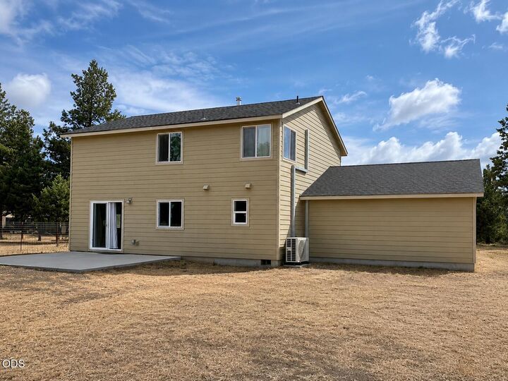 Property Photo: 12998 SW Cinder Drive OR 97760
