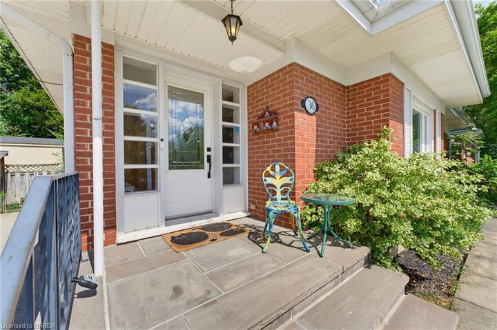 Property Photo:  36 Slater Street  ON N3T 4N9 