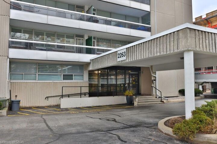 Property Photo:  2263 Marine Drive 301  ON L6L 5K1 