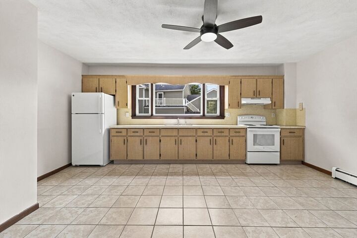 Property Photo:  84 Margin St 1  MA 01960 
