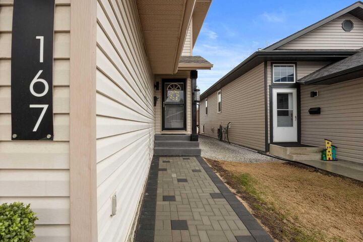 Property Photo:  167 Jw Mann Drive  AB T9H 5G8 
