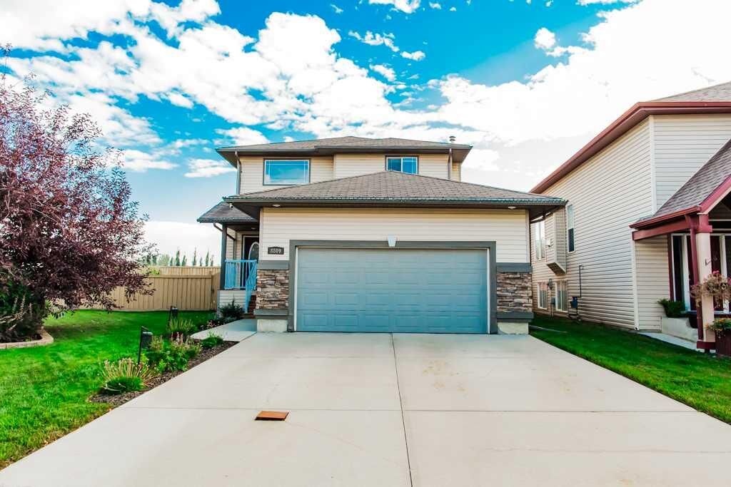 Property Photo:  8809 69 Avenue  AB T8V 0C1 