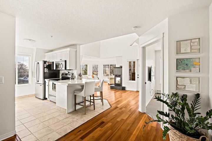Property Photo:  1110 5 Avenue NW 305  AB T2N 0R6 