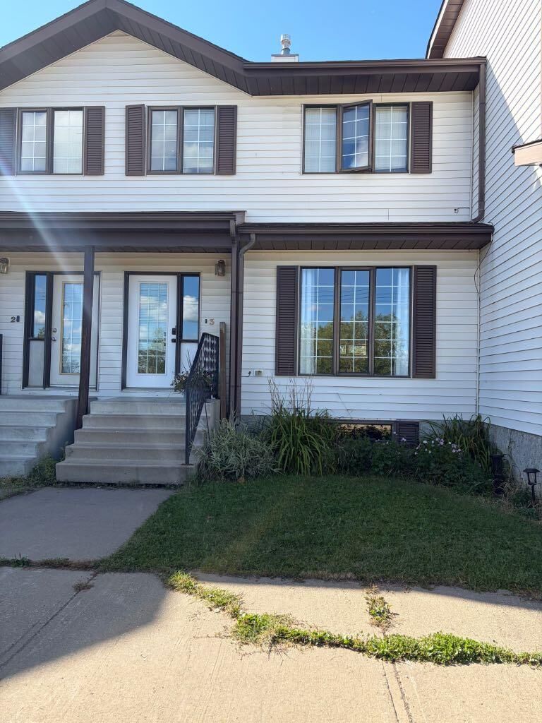 Property Photo:  71132 Range Road 262 Highway S 112C  AB T0H 0Y0 