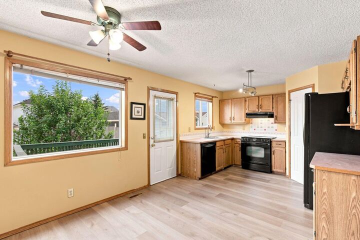 Property Photo:  219 Coral Springs Circle NE  AB T3J 3P7 