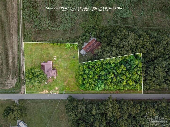 Property Photo: 6700 Camp Henderson Rd FL 32565