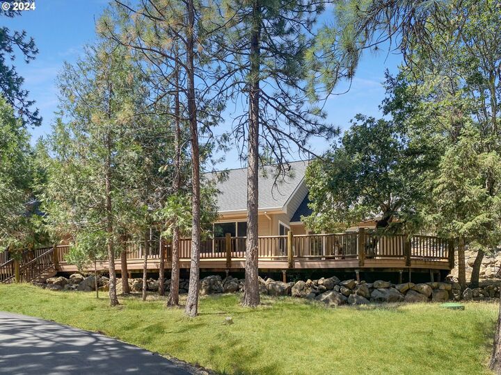 Property Photo: 5831 Old Highway 99 OR 97520