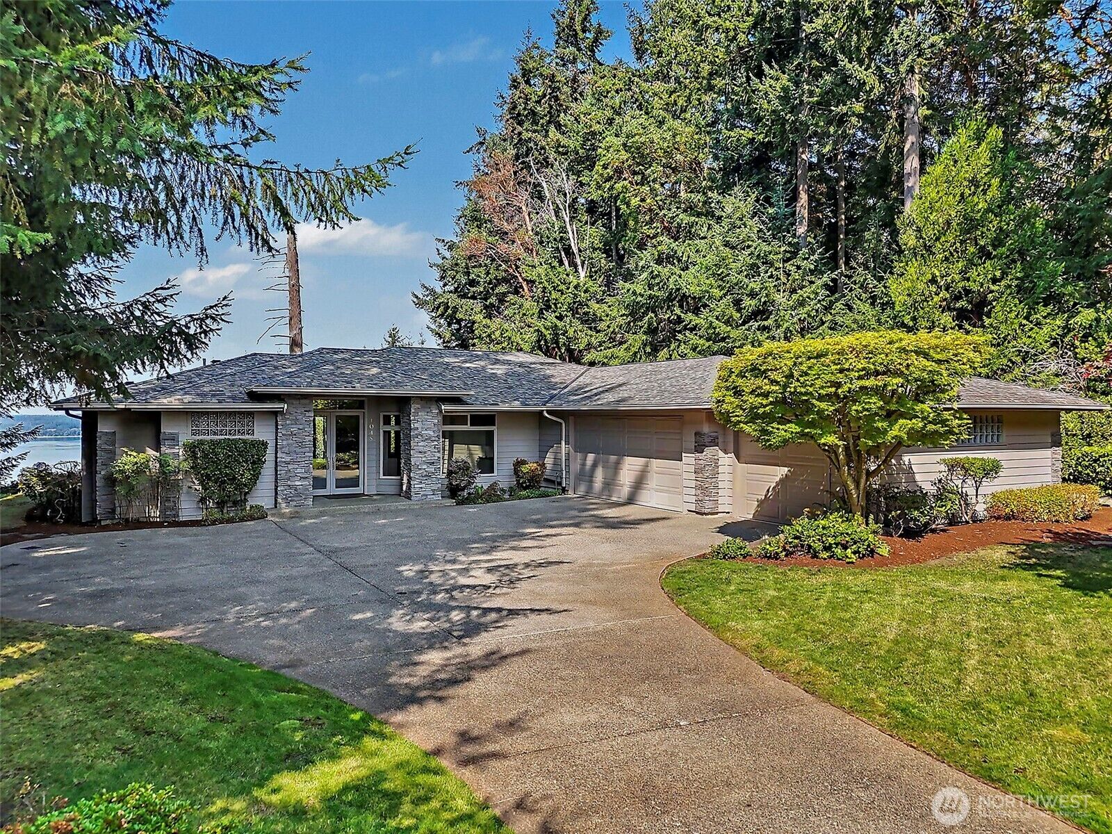 Property Photo:  1045  Paha View Drive  WA 98333 